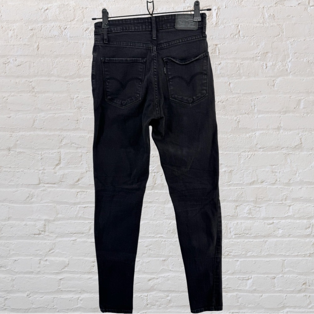 Levi's 721 High Rise Skinny Jeans (size 26) - Picture 4 of 10